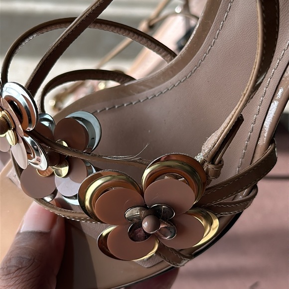 Louis Vuitton Flower Slingback Heels ✨ - Picture 6 of 9